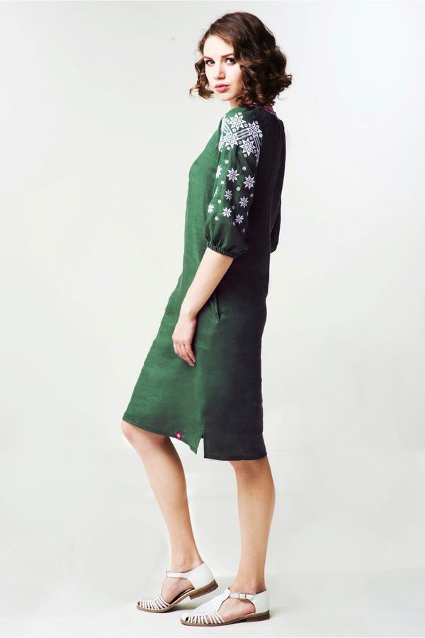 Green Linen Dress with White Embroidery, L