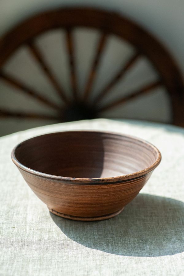 Bowl, brown ceramic
