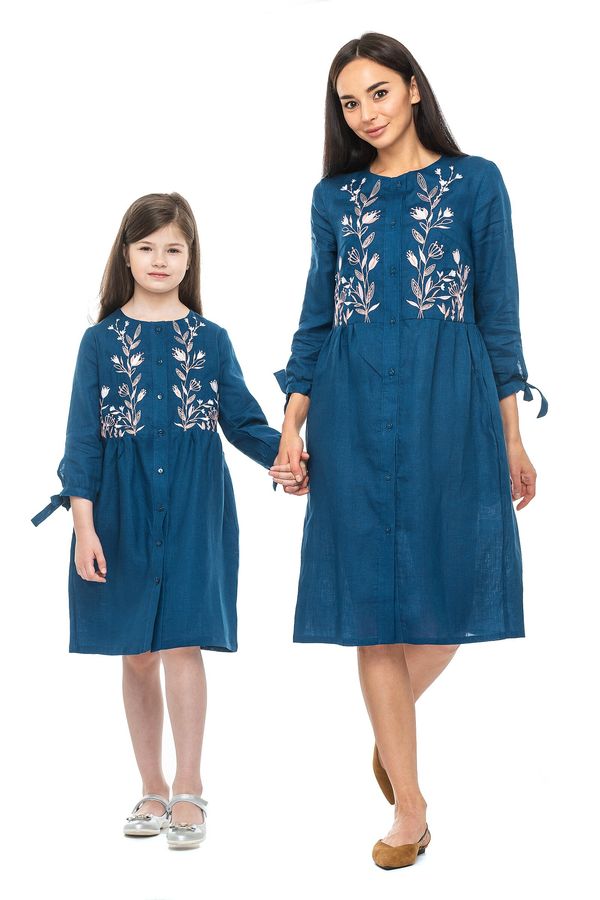 Linen Embroidered Dress in Blue Color on Buttons, S