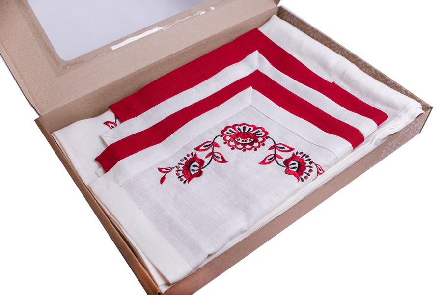Embroidered tablecloths and napkins Red Flowers