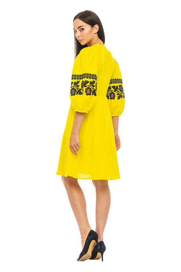 Short Linen Embroidered Dress in Lemon Color, S