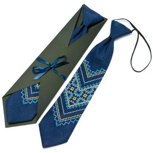 Краватка для хлопчика з блакитно-жовтою вишивкою