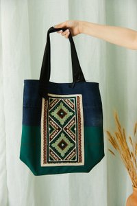 Handmade shopper with green embroidery