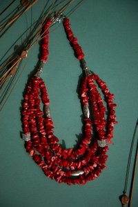 Necklace of vintage coral beads