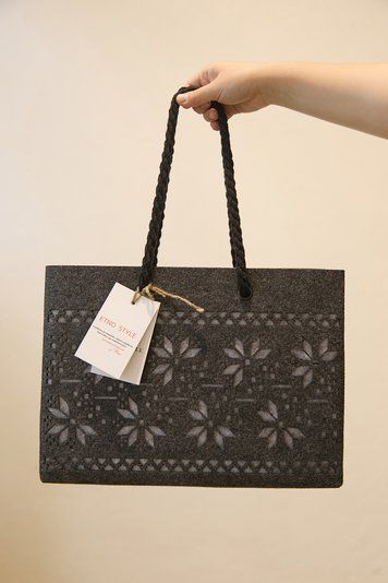&ldquo;Lace&rdquo; Tote Bag, Size S