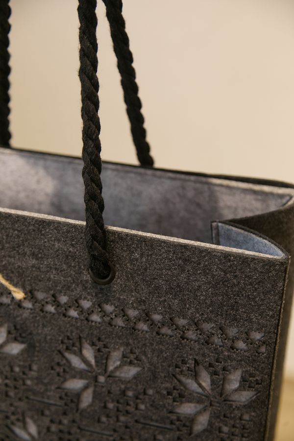&ldquo;Lace&rdquo; Tote Bag, Size S