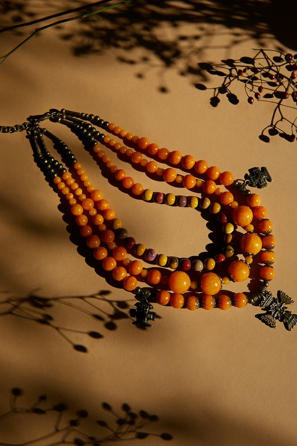 Necklace with honey onyx and jasper