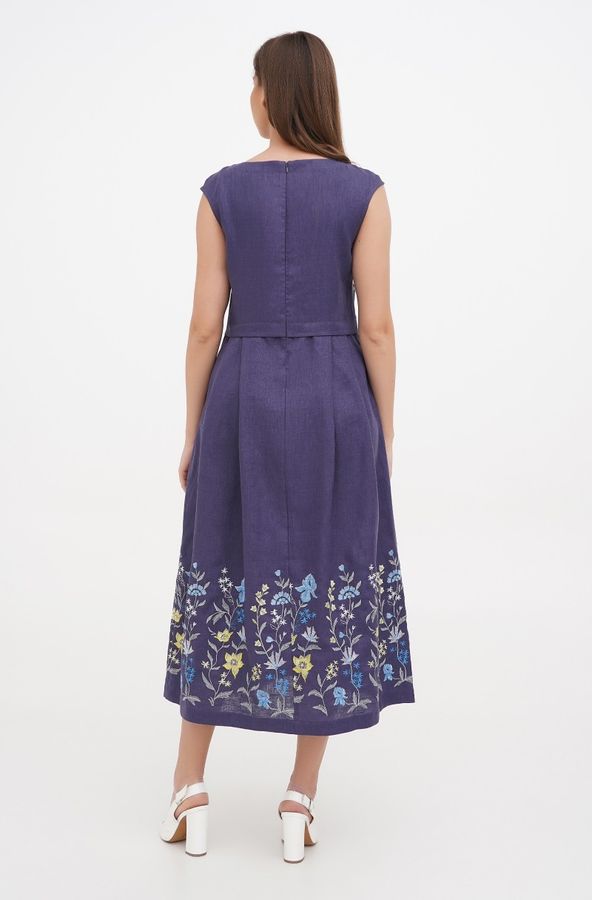 Women's purple sleeveless dress with flowers