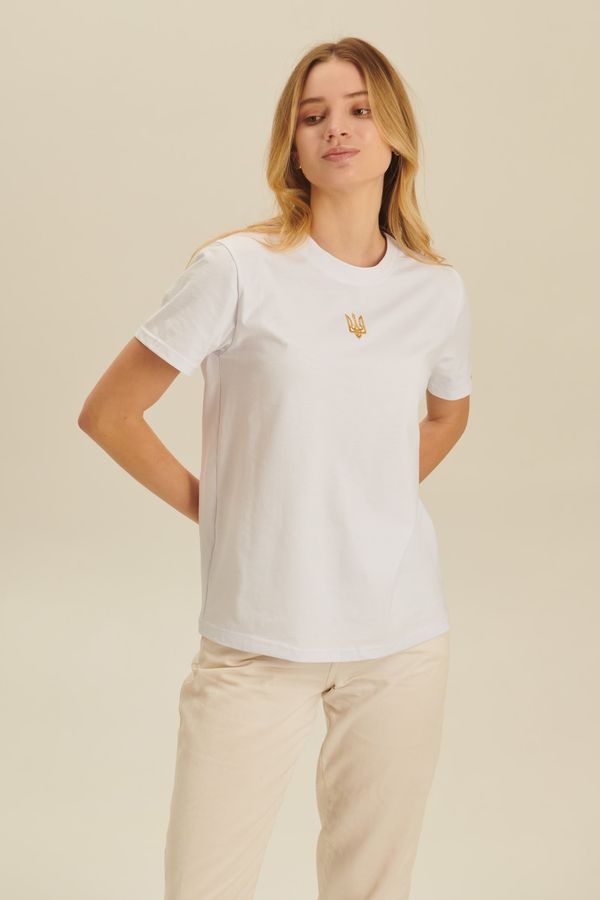 Жіноча футболка білого кольору з вишитим тризубом , S-M