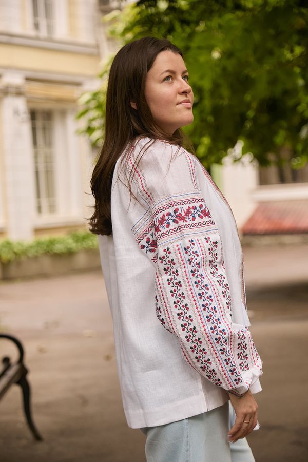 &lsquo;Kharkiv Region&rsquo; women's blouse, 40