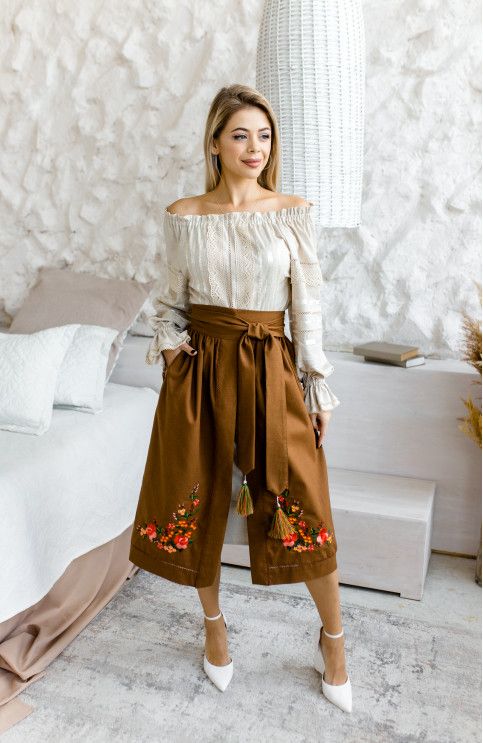 Women's suit, beige dress and brown melange skirt, L