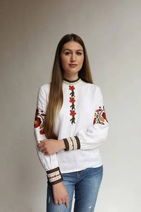 Women's linen blouse with floral embroidery