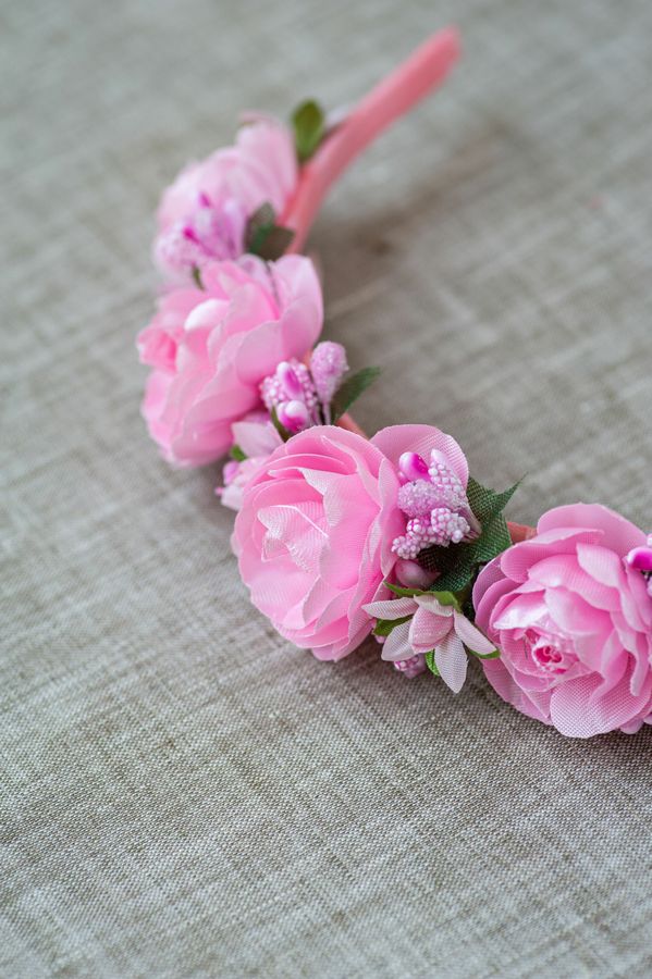 Delicate Flower Crown in Pink Color