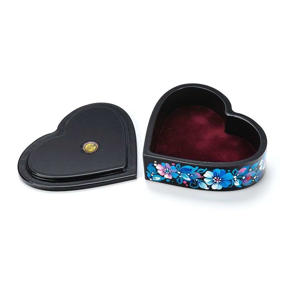 Heart-shaped jewelry box for jewelry