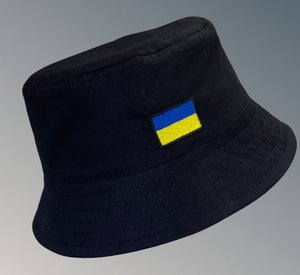 Чорна панама з прапором України, S