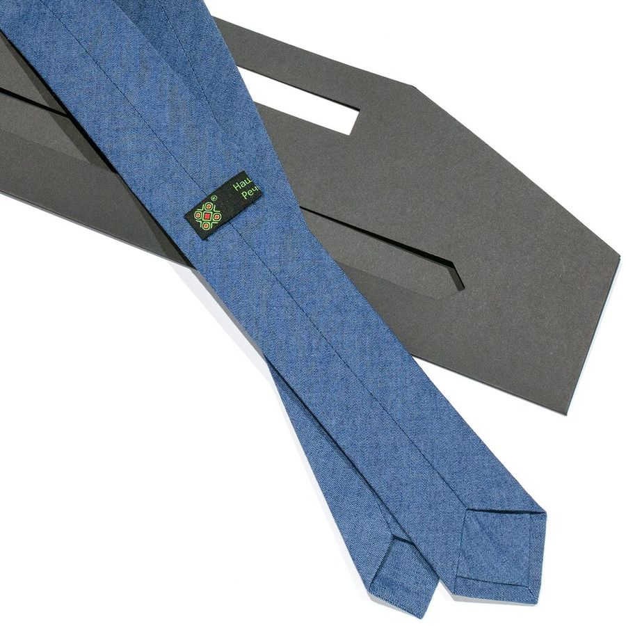 Тонка джинсова вишита краватка
