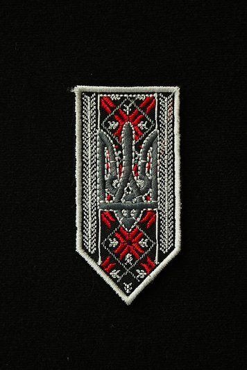 Chevron in the form of a shoulder strap &ldquo;Embroidered shirt with a trident&rdquo;