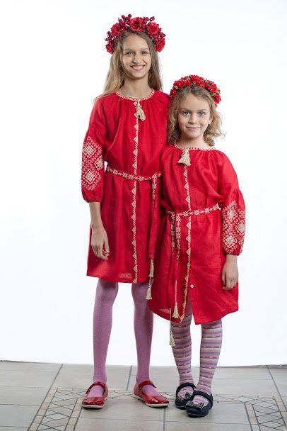 Вишита сукня для дівчинки Іванна, темно-червоний льон, 116
