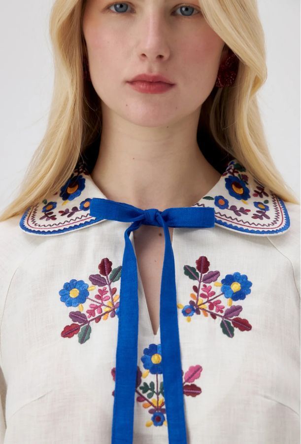 Women&rsquo;s cream-coloured linen vyshyvanka with blue flowers, &lsquo;Yavorivska&rsquo;, XS