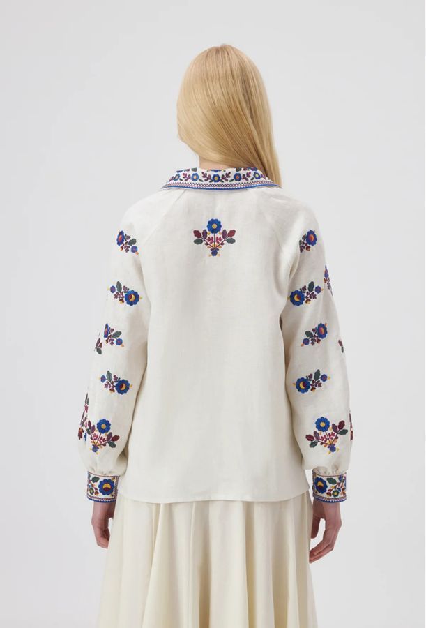 Women&rsquo;s cream-coloured linen vyshyvanka with blue flowers, &lsquo;Yavorivska&rsquo;, XS