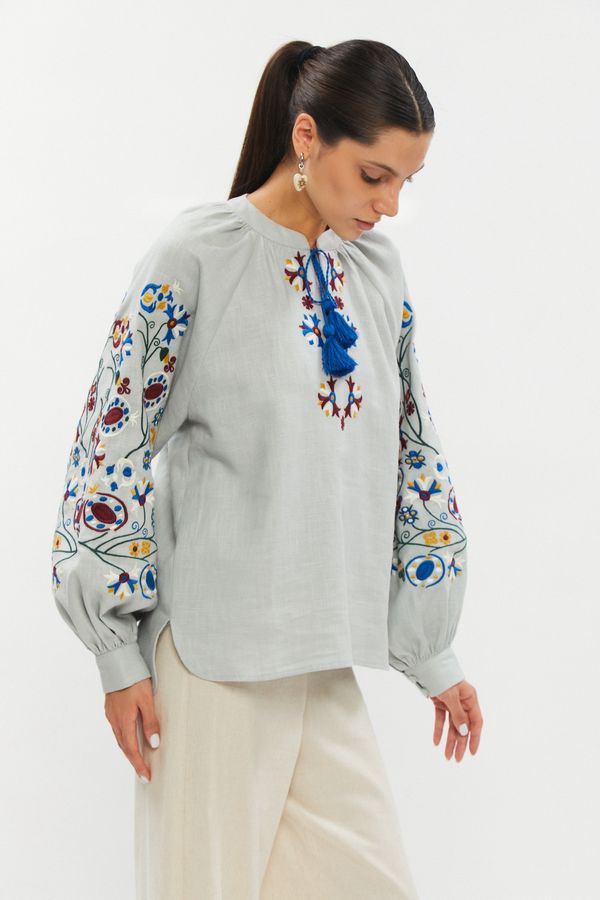 Women's embroidery light gray with floral ornament, XS/S