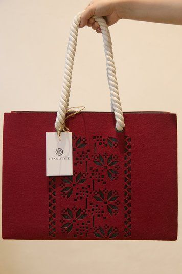 &lsquo;Kalyna&rsquo; tote bag, Size M