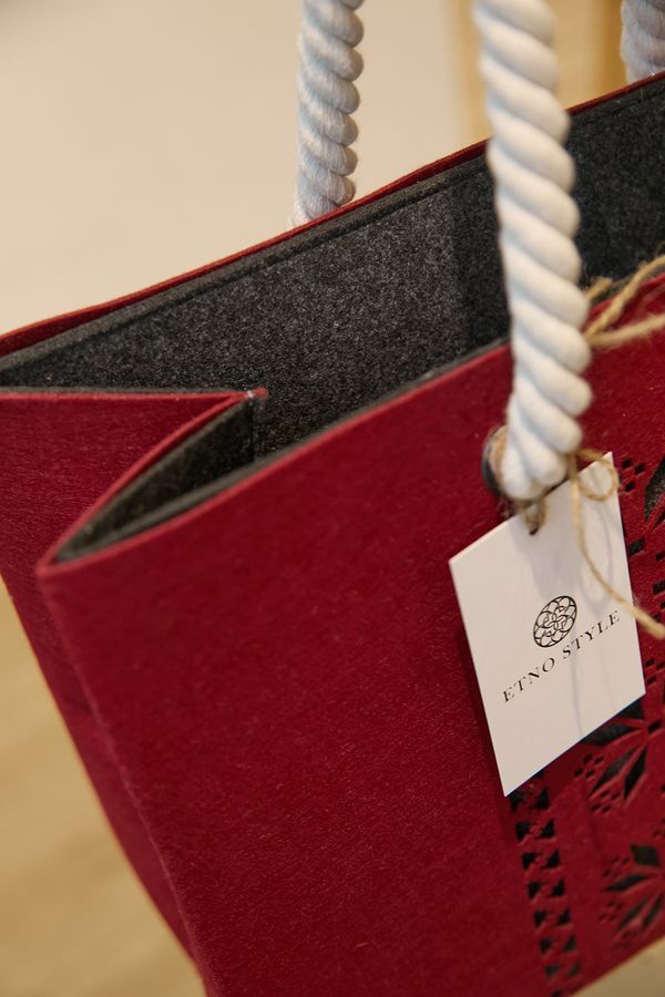 &lsquo;Kalyna&rsquo; tote bag, Size M